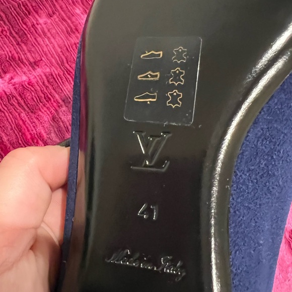 LOUIS VUITTON Authentic Ladies Blue Suede Logo Loafers Brass LV new not worn 41 - Picture 7 of 8